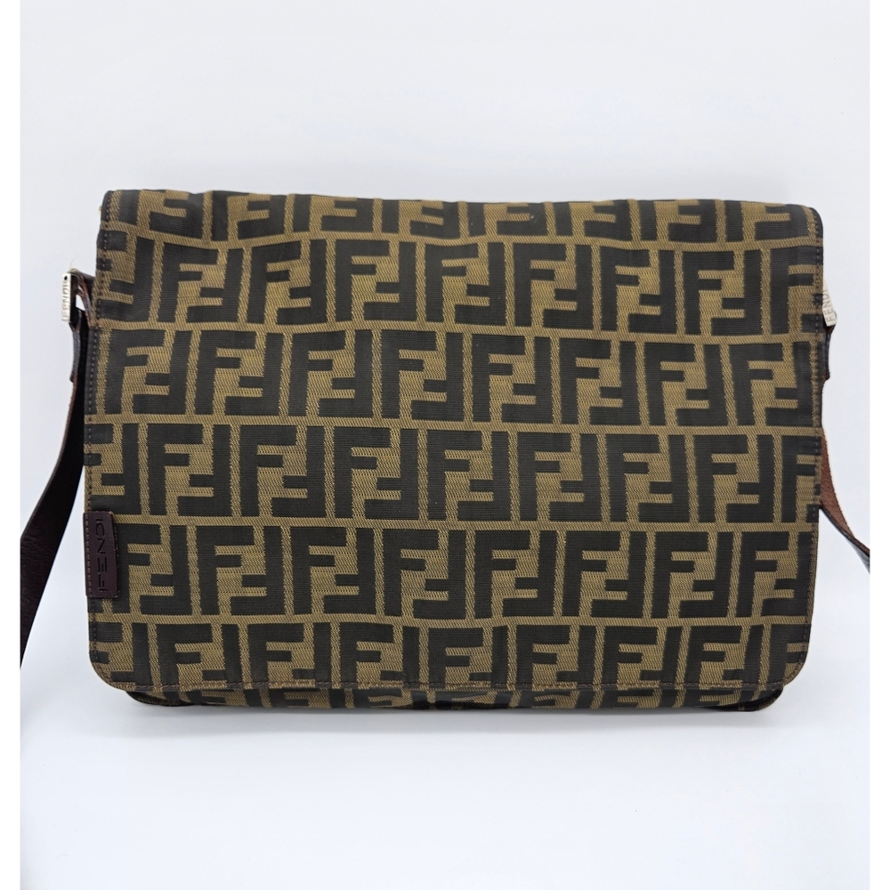 Authentic Fendi Zucca Messenger Bag #4156M